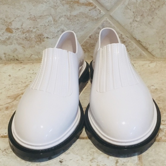 NEW Melissa White Patent Rubber Slip On Loafers 7M - Picture 7 of 12